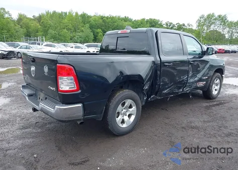 2021 Ram 1500 Big Horn 4X4 5'7 Box z USA, uszkodzony, nr VIN 1C6RRFFG8MN540068